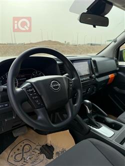نيسان فرونتر